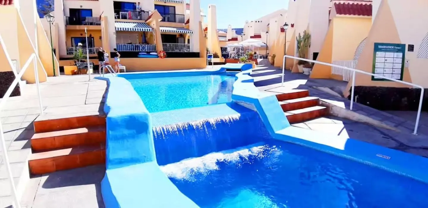 Sunny Pool Patio - 2 Bedrooms 2 Baths Costa Adeje  Appartement